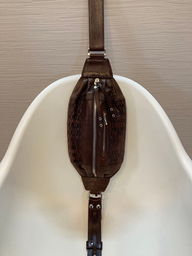 【銀座のマロニエゲートで購入】MSPC（エムエスピーシー）のボディーバッグ