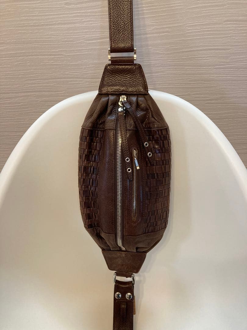 【銀座のマロニエゲートで購入】MSPC（エムエスピーシー）のボディーバッグ