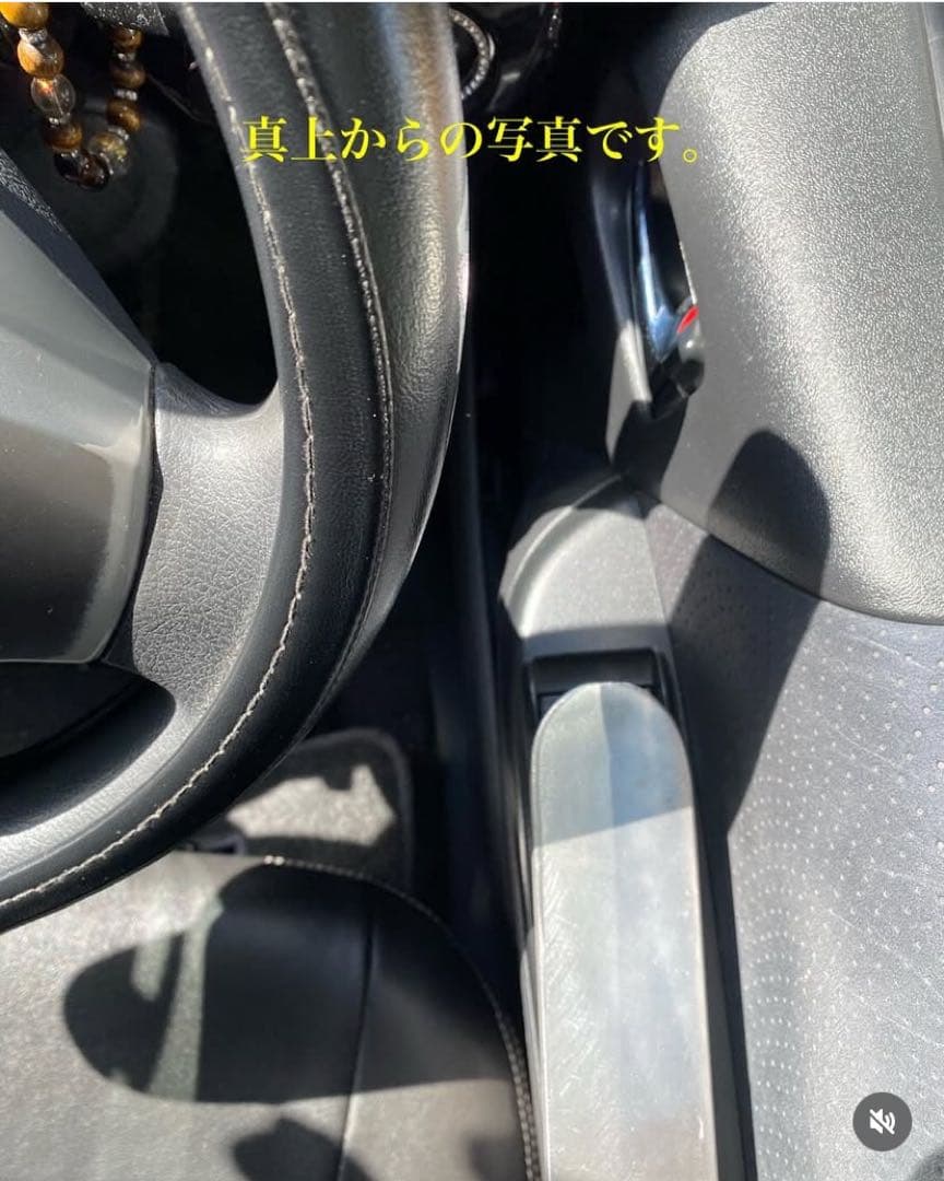 ハイエース200系　スーパーGL アームレスト　運転席側　腕おき台　★即日発送