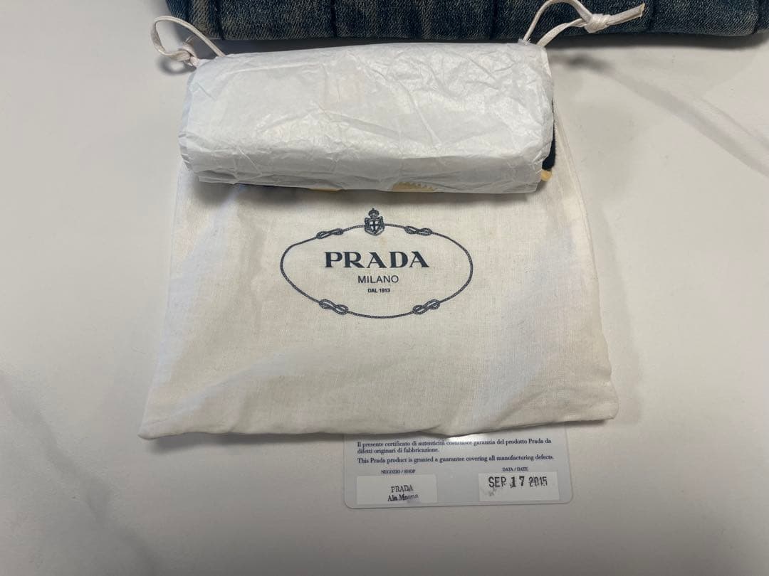 PRADA デニムバッグ　保証書付き　付属品あり