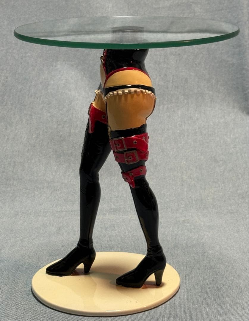 下半身型　ミニテーブル　ボンテージ　セクシー インテリアART