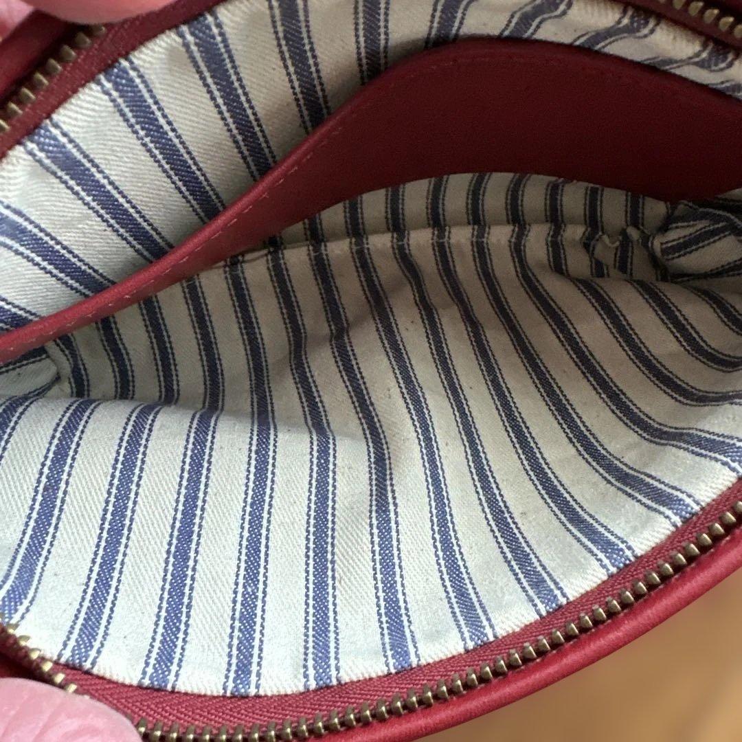 COACHオールドコーチ　赤色小物入れ