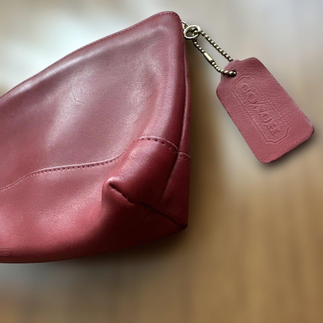 COACHオールドコーチ　赤色小物入れ