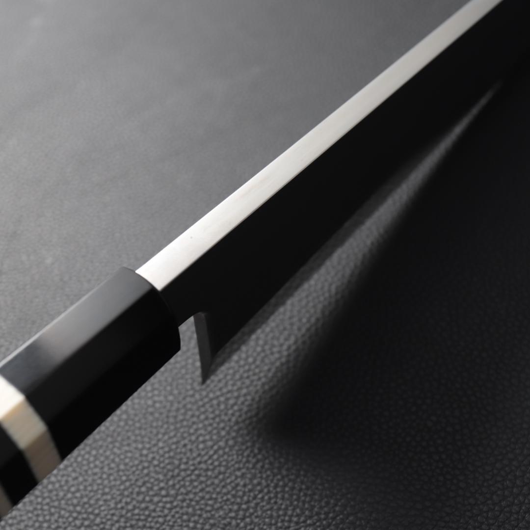 10672鏡面仕上げ出刃包丁 8寸 刺身包丁 本出刃 黒檀黒水牛角白三本巻八角柄