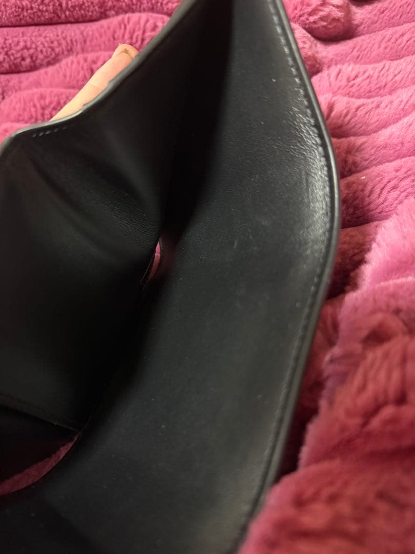 美品 CELINE トリオンフ 三つ折りウォレット（ブラック／ゴールド金具