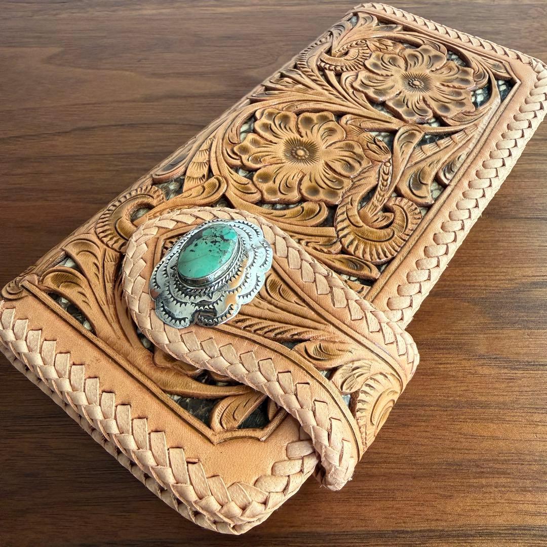 【訳アリ格安品】Carving Wallet ターコイズ本革 財布 店頭品　本物