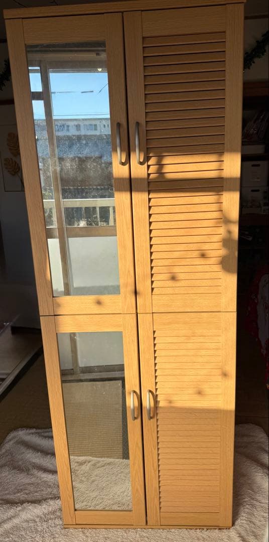 木製食器棚 ガラス扉付き