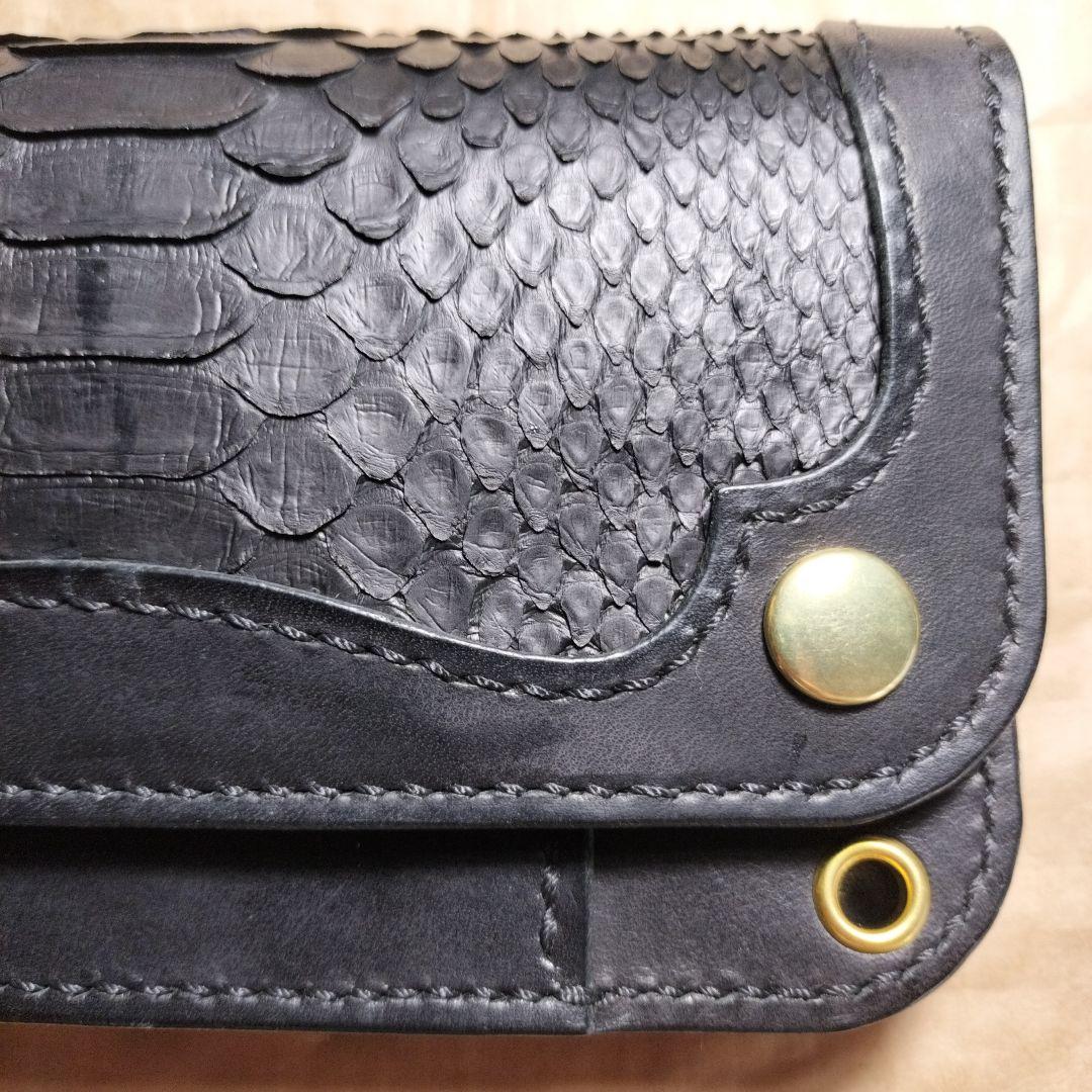 トラッカーウォレット 黒蛇