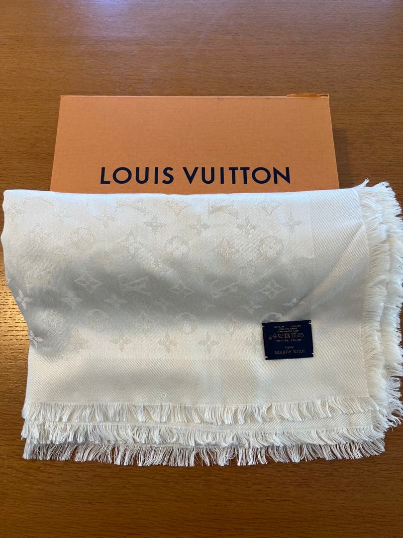 LOUIS VUITTON ストール