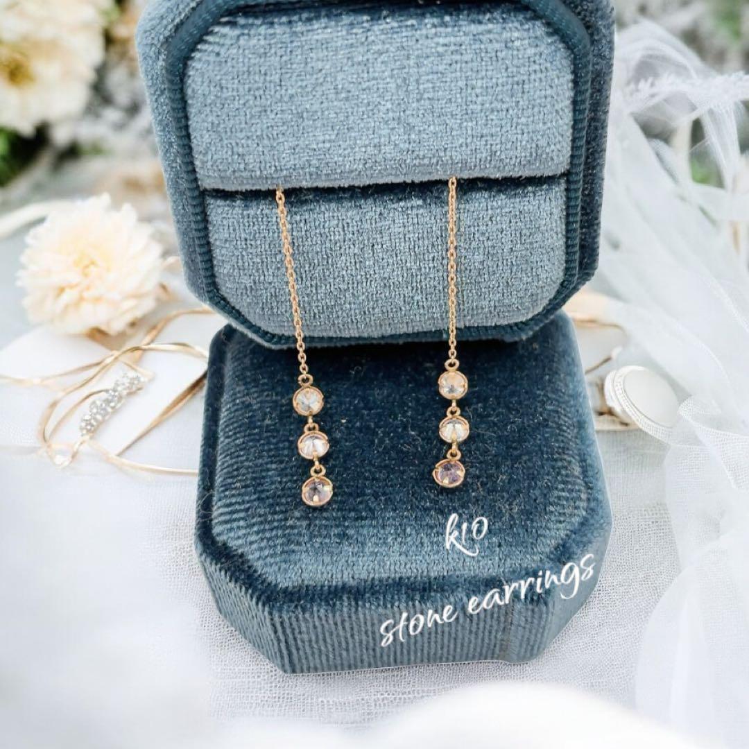 アンティークアクセサリー✨【k10】半貴石3粒ゴールドアメリカンピアス　両耳