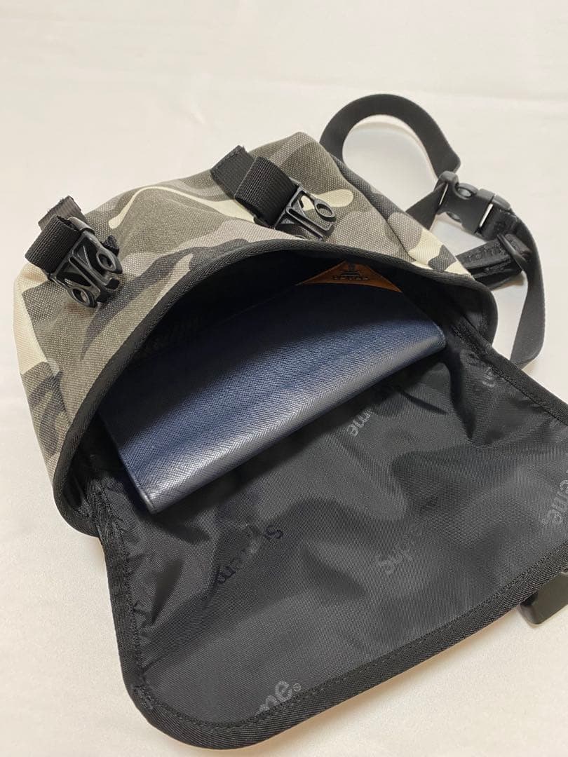 バッグ Supreme 25SS Mini Messenger Bag Camo