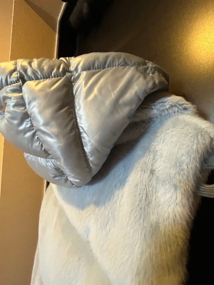 h*a様 HERNO 38M阪急梅田店にて購入品。エコファーダウンベスト フード