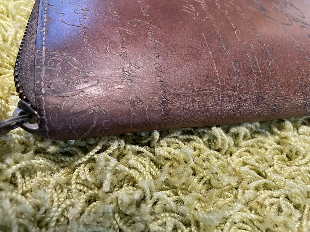 ベルルッティ長財布 カリグラフィ