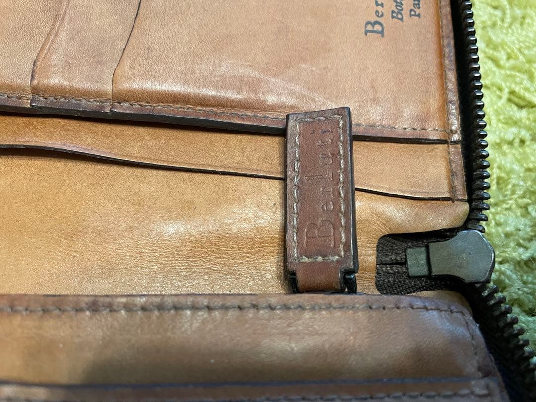 ベルルッティ長財布 カリグラフィ