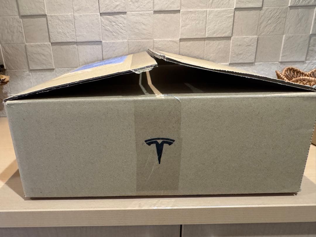 【新品・保証付・送料込】TESLAテスラ 新型GEN Ⅲモバイルコネクター