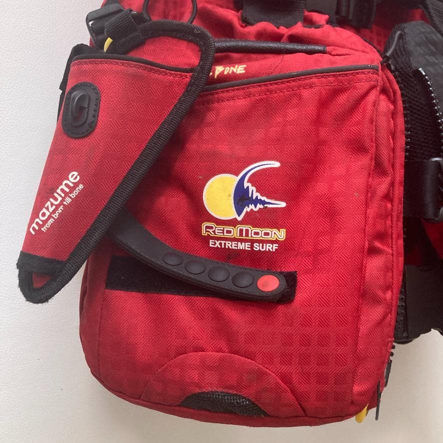 和樹　mazume　レッドムーンライフジャケット フローティングベスト