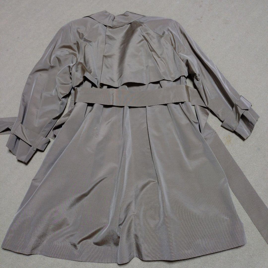 ヴィンテージChristian Dior グレー トレンチコート　サテン仕上げ