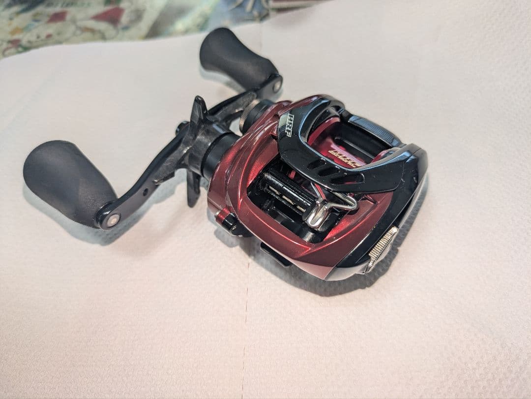 DAIWA ダイワ 20 HRF PE スペシャル 8.1R-TW ハンドル交換
