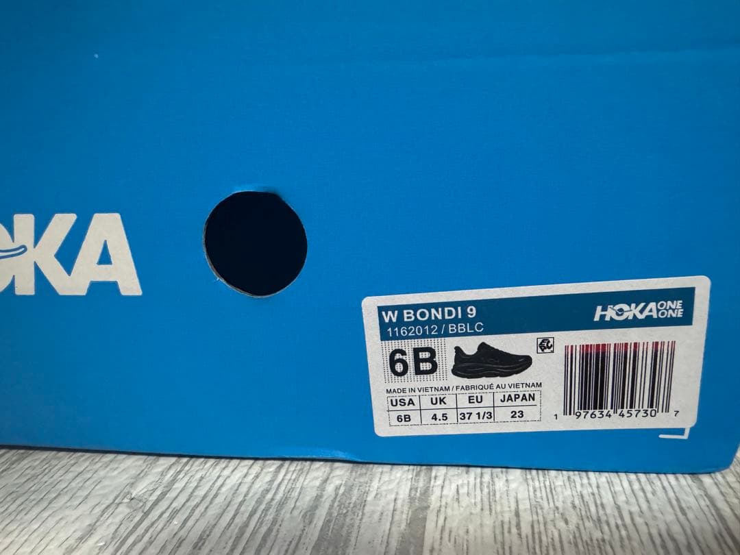 HOKA 9ブラック 23㎝　レギュラー