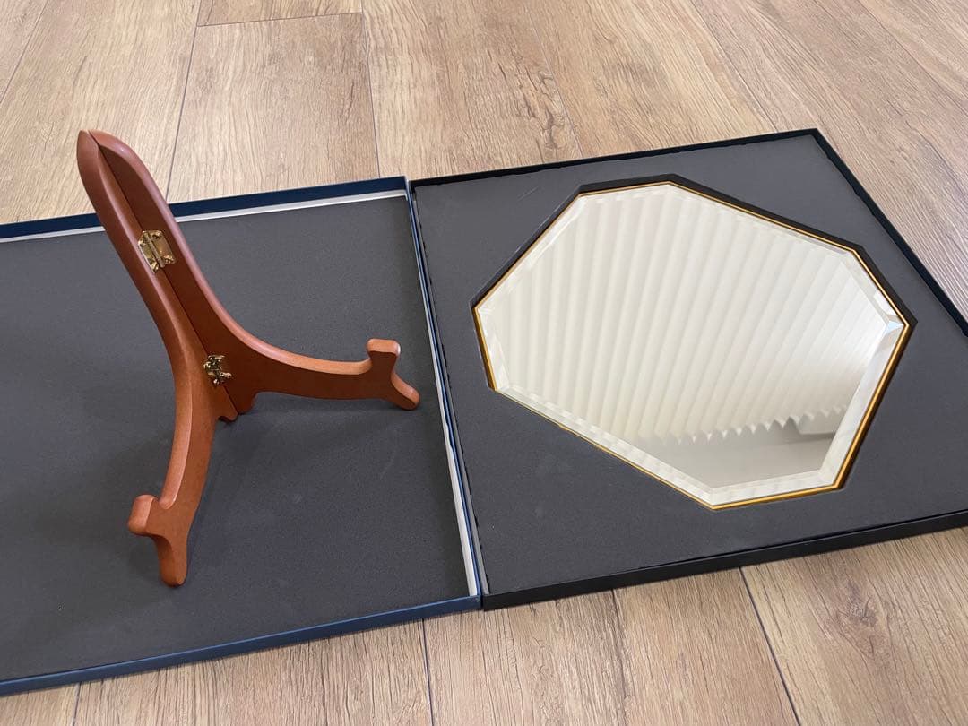 【美品】国際風水気学協会　玄関鏡　スタンド付き