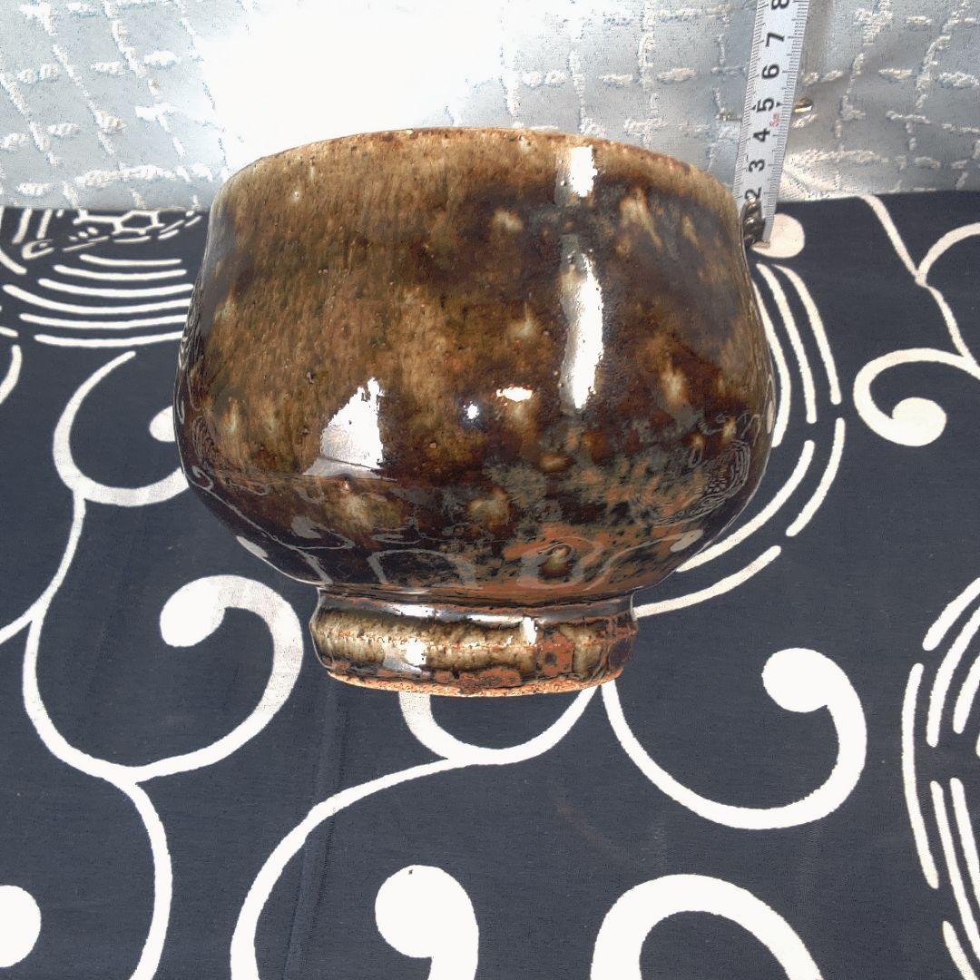骨董７陶器の丸型ボウル 茶色と黒のグラデーション