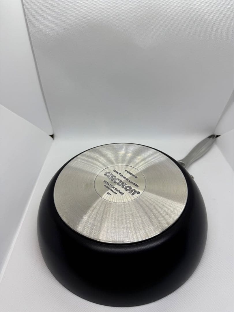 マイヤーサーキュロンシリーズ　フライパン、蓋、プレス　まとめ売り　8点　ユーズ品