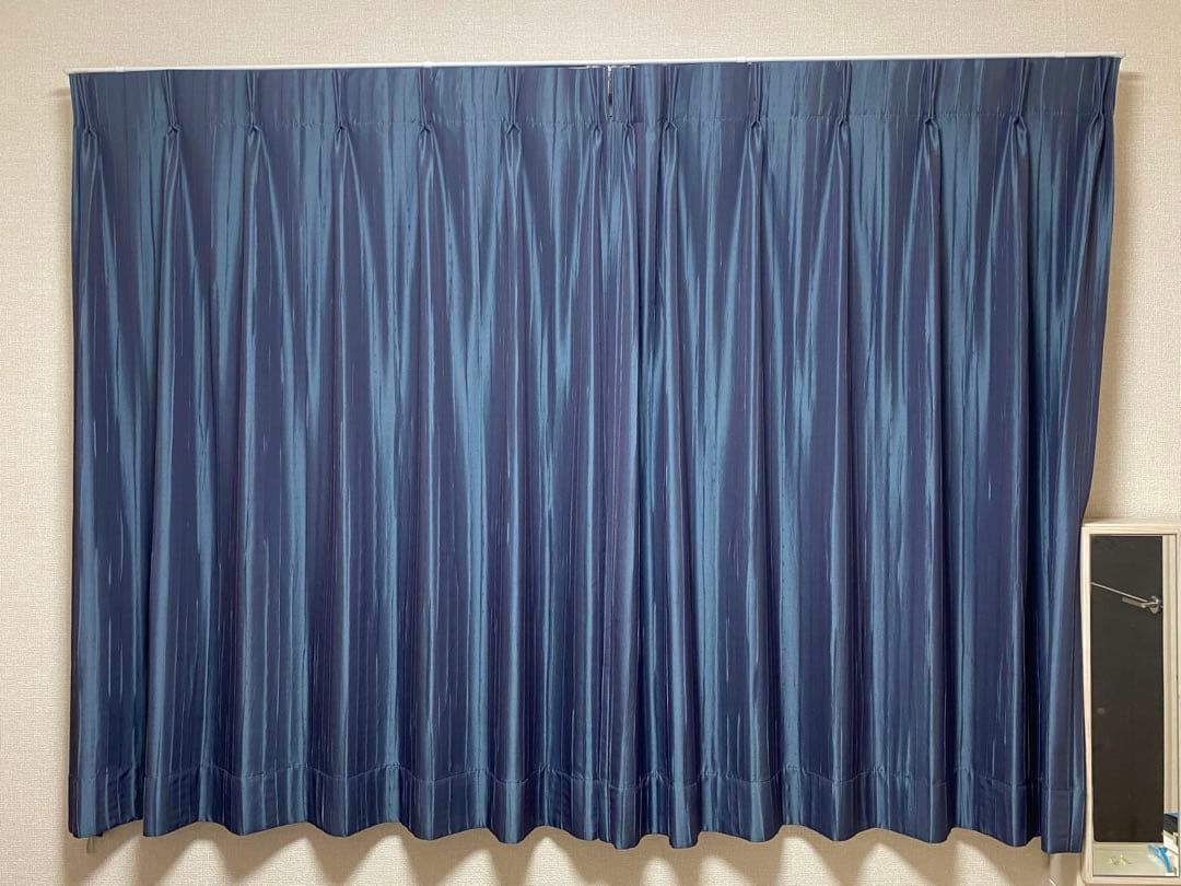 サンゲツ ネイビーブルー 遮光カーテン 腰窓用