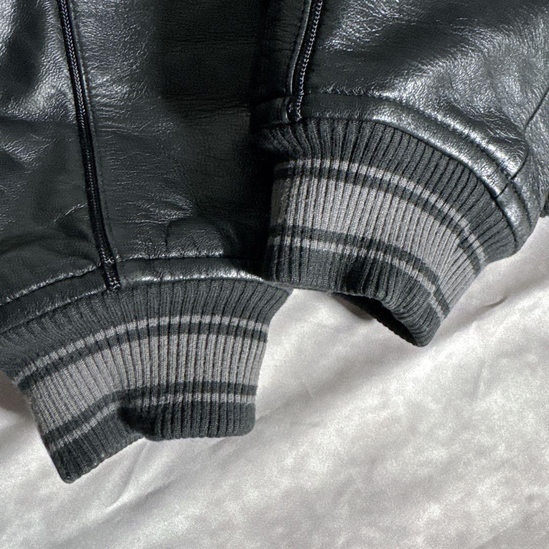 アヴィレックス　オールブラック　ヴァーシティー　レザージャケット　スタジャン　L