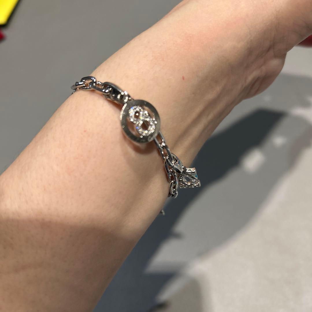 カルティエブレスレット　チャーム3点