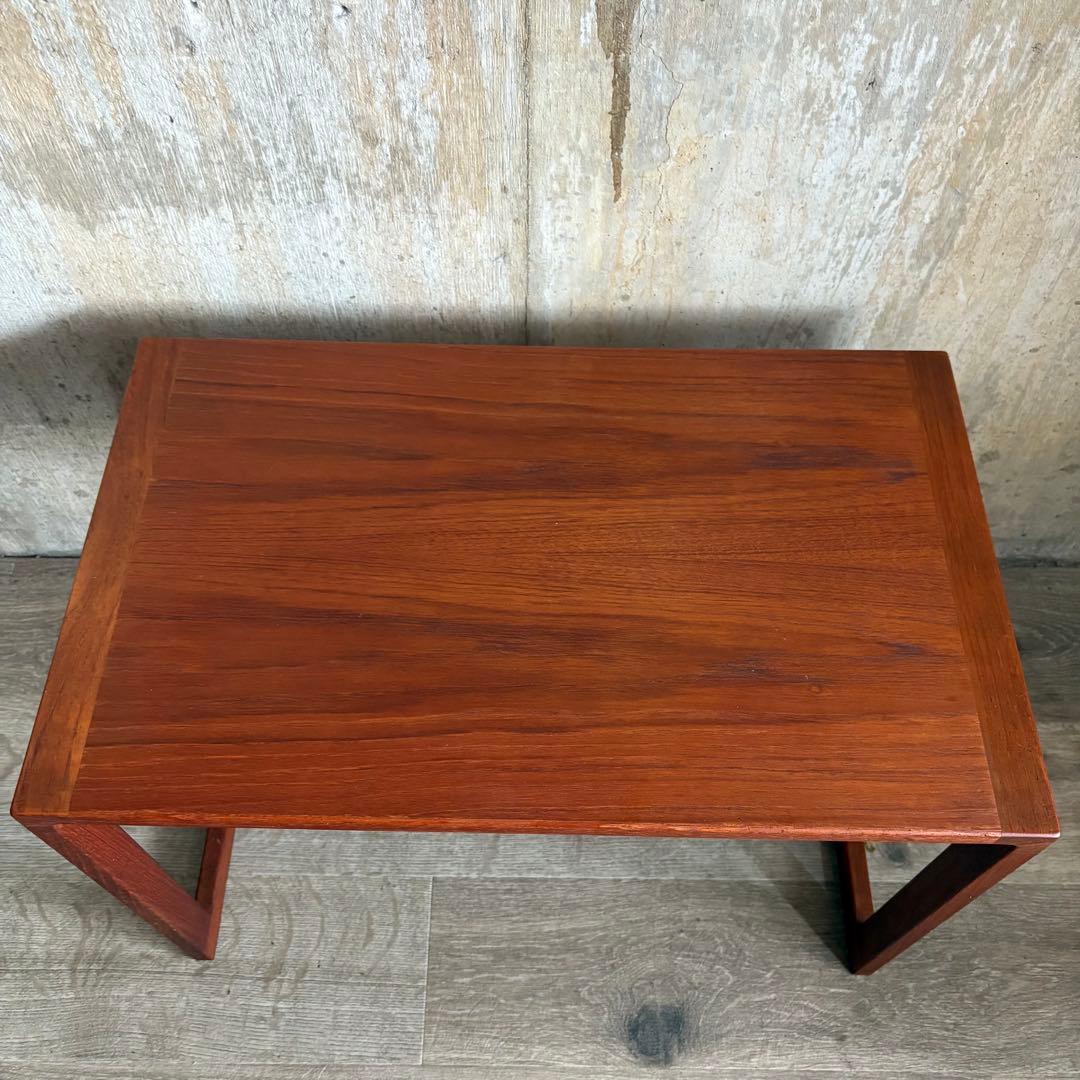 ヴィンテージ チーク材　無垢材　ネストテーブル　オイルフィニッシュ