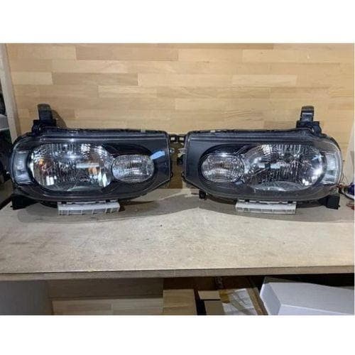 日産キューブ Z12 純正ヘッドライト STANLEY P8190 　管♯359