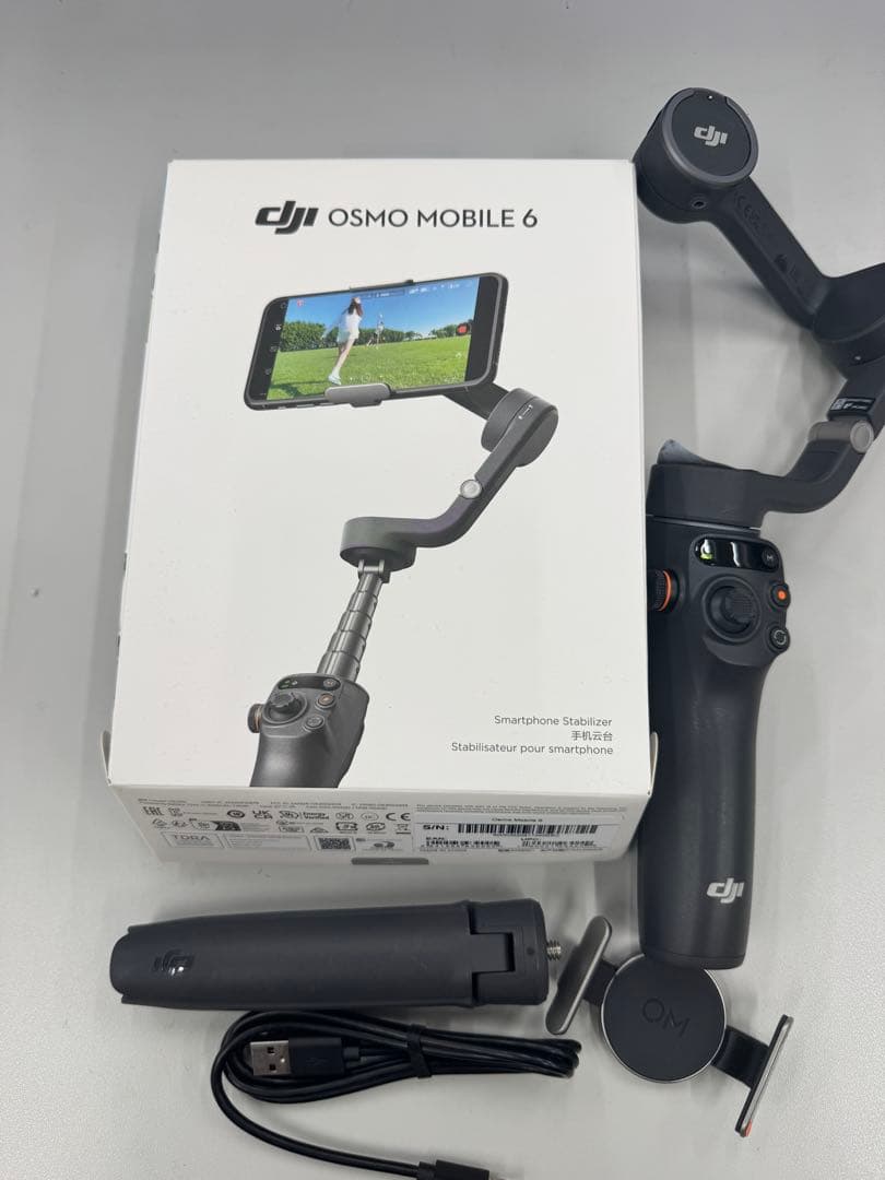 DJI Osmo Mobile 6 スタビライザー