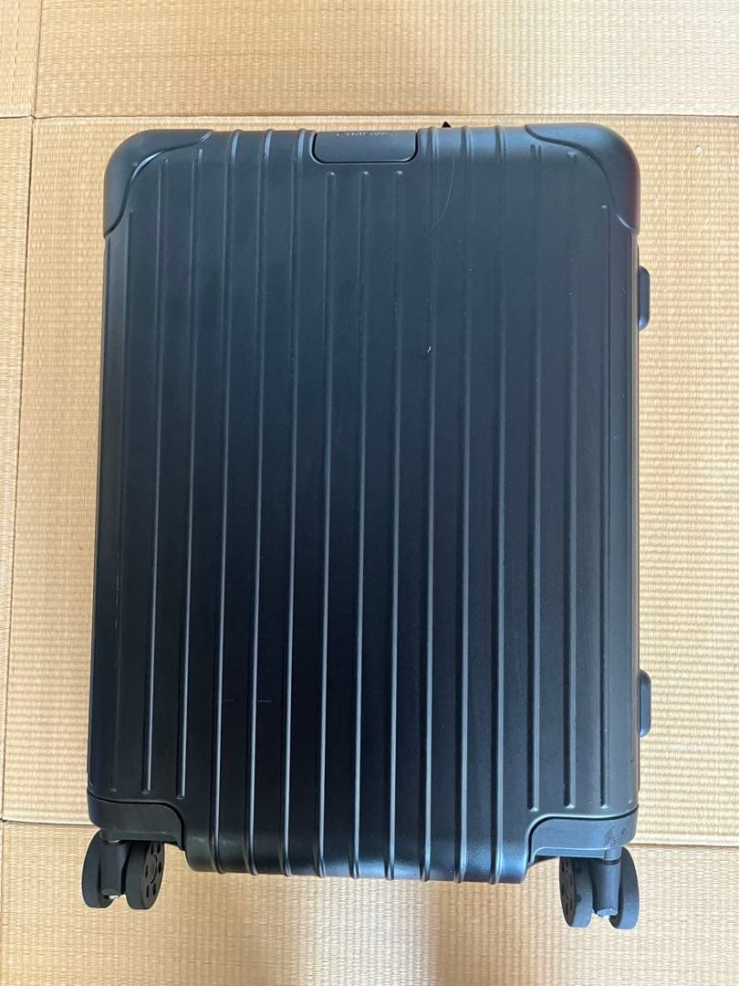 3回だけ使用RIMOWA リモワ Essential キャビン マットブラック