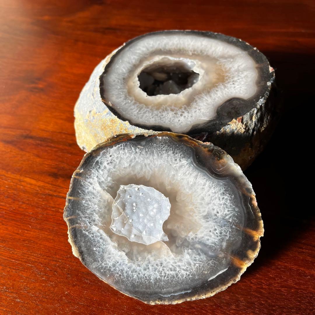 天然石　トレジャーメノウ　重量1.９kg 　幅約155mm