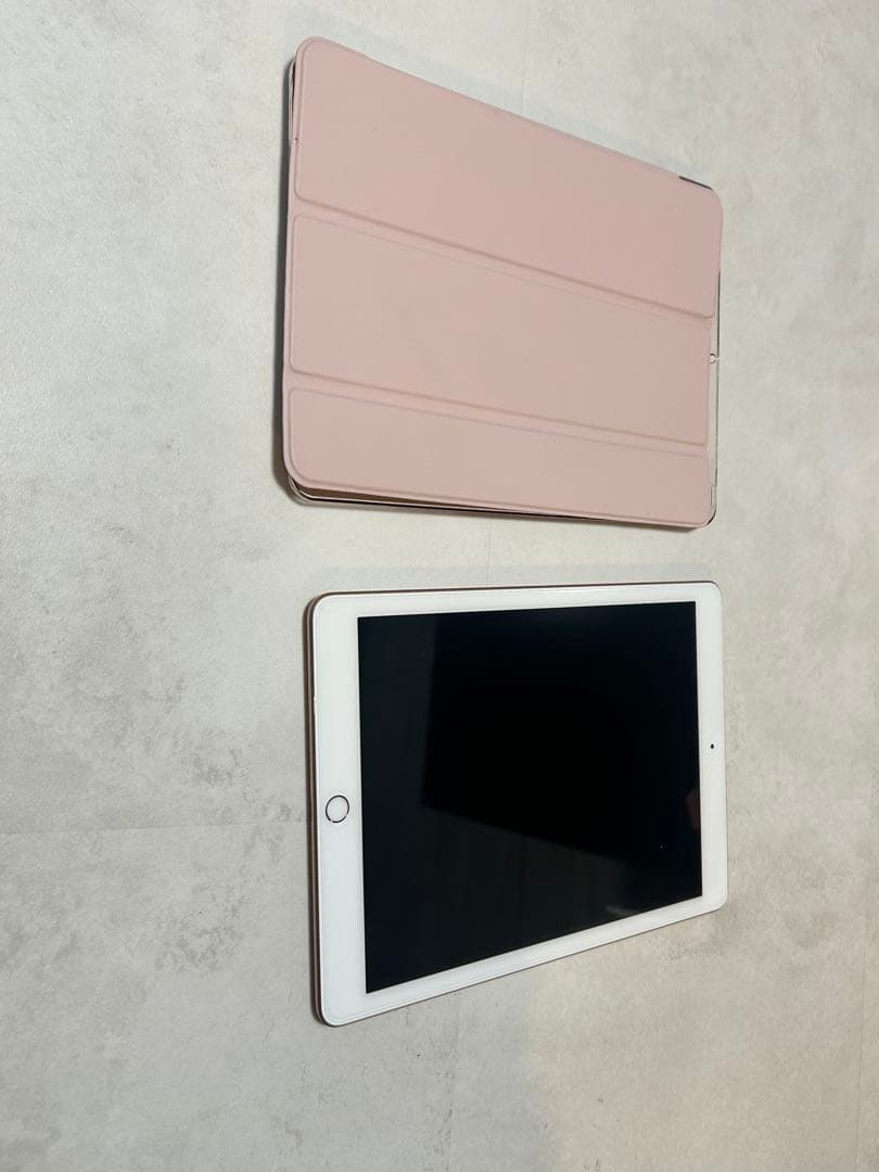 iPad (第6世代) Wi-Fi 128GB ゴールド カバー、箱付き