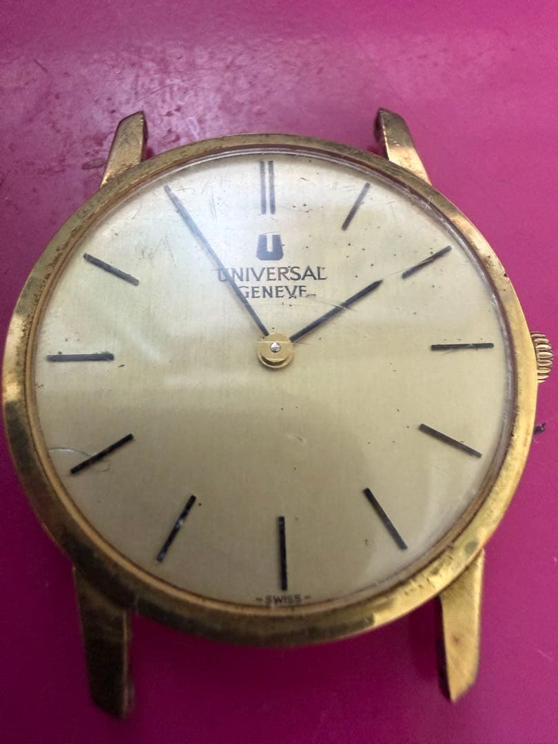 UNIVERSAL GENEVE 腕時計