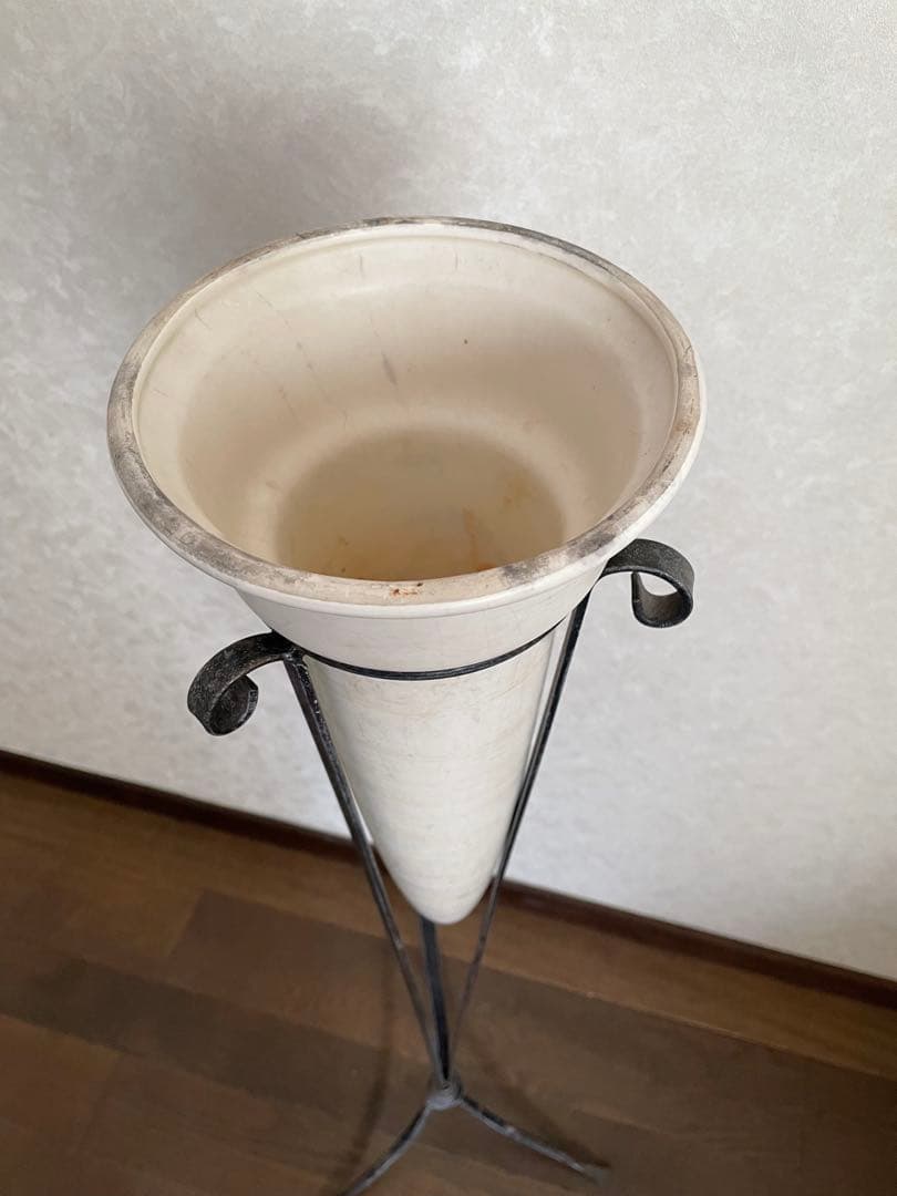 プランタースタンド