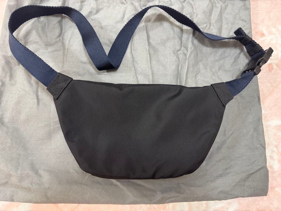 バレンシアガ　BALENCIAGA ウエスト　ボディ　バッグ
