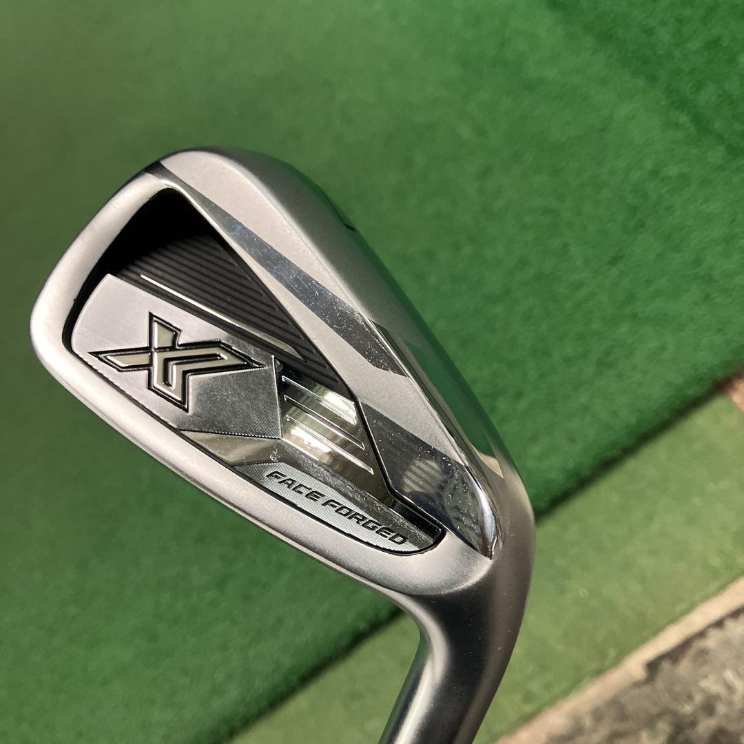 ゼクシオX-2024アイアン Dynamic Gold 95 S200