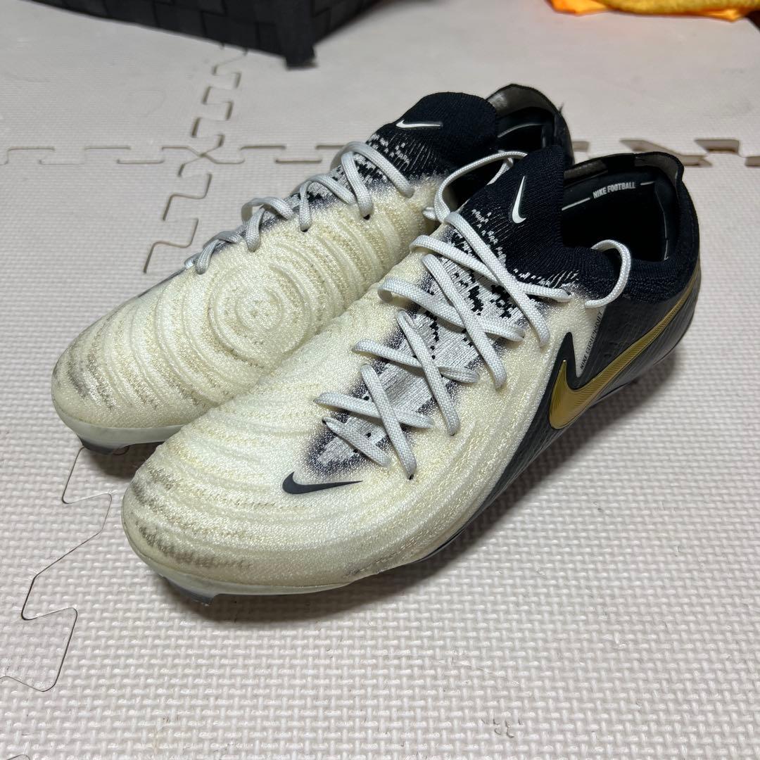 Nike ファントムGX2