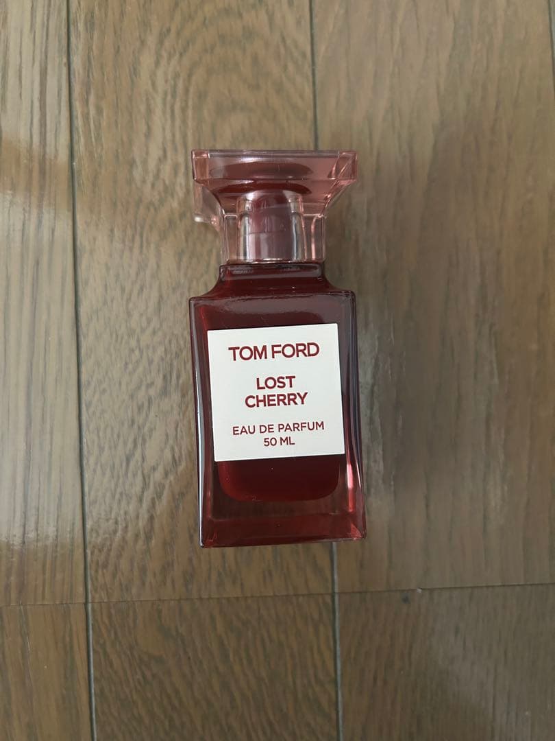 TOM FORD LOST CHERRY オードパルファム