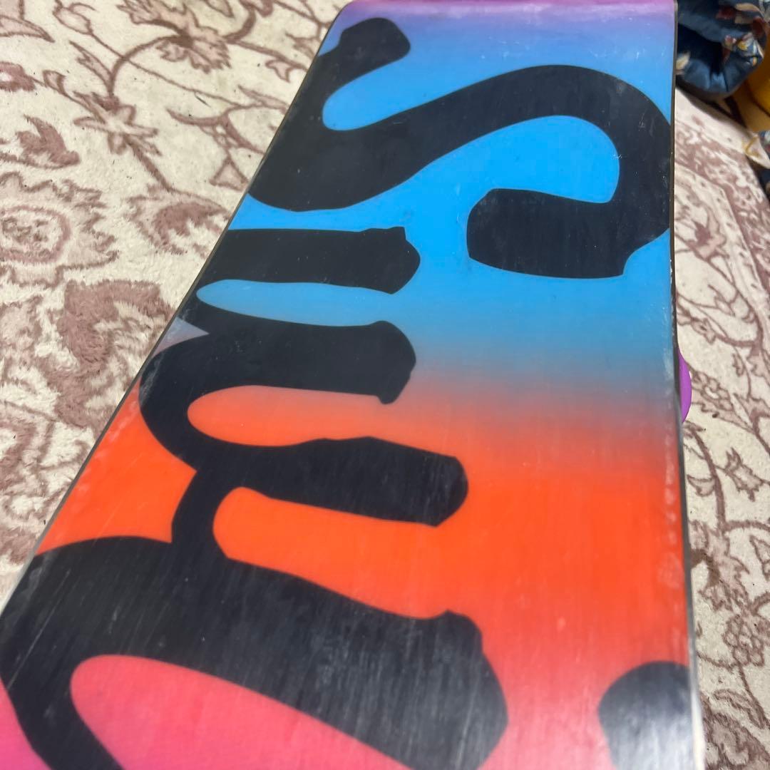 美品 SWIVEL 138cm ジュニア ダブルキャンバー スノーボードセット