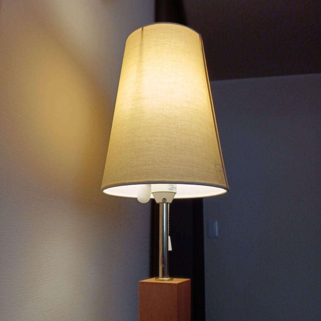 2004年製木製フロアスタンド 高さ約141cm台約28cm