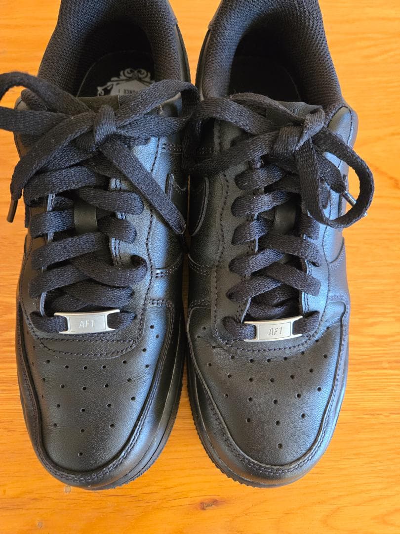 ナイキ エア フォース 1 '07 ウィメンズ 24.5cm