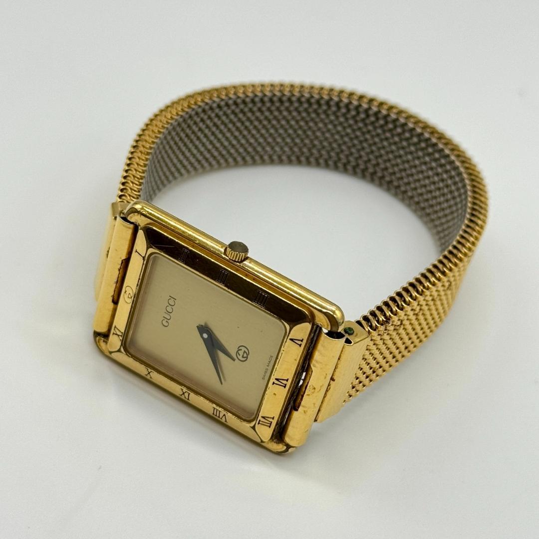 稼働品 GUCCI グッチ 腕時計 ゴールド文字盤 クォーツ ２針 4200M