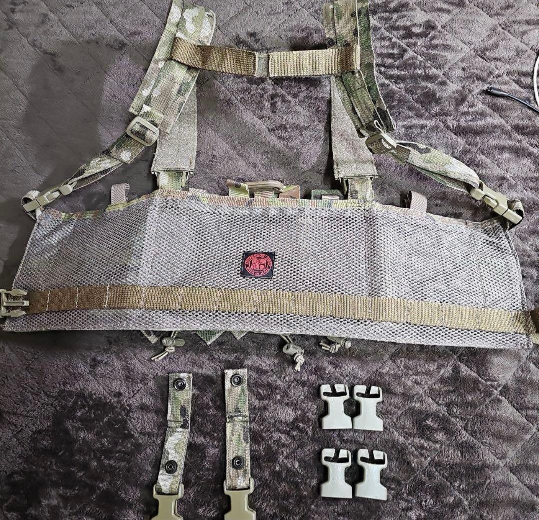アグレッサーグループ　CSAR 3P BASIC CHEST RIG　マルチカム