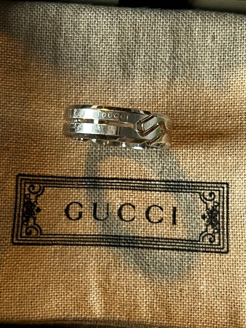 GUCCI グッチ シルバーリング 指輪 SV925 メンズ レディース 箱付き