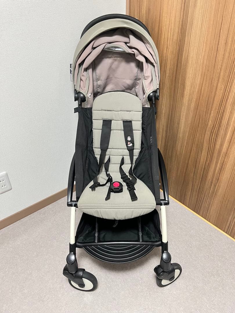 BABYZEN YOYO ベビーカー グレー x ブラック　ベビーゼン　ヨヨ