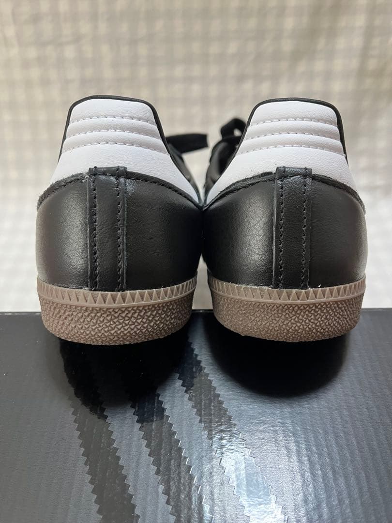 adidas サンバ BLACK 23.５cm 新品　試着のみ　箱あり