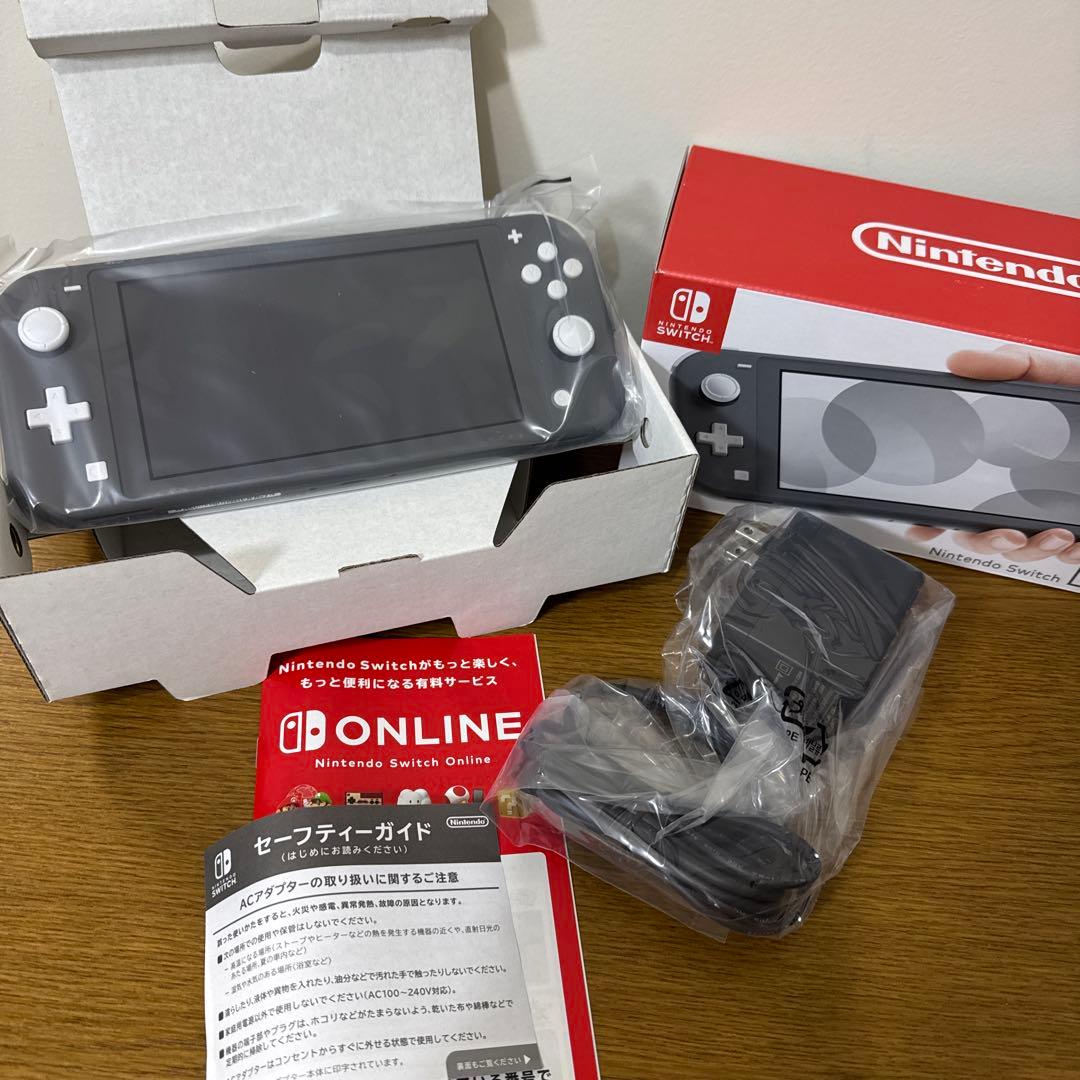 Nintendo Switch LITE 本体